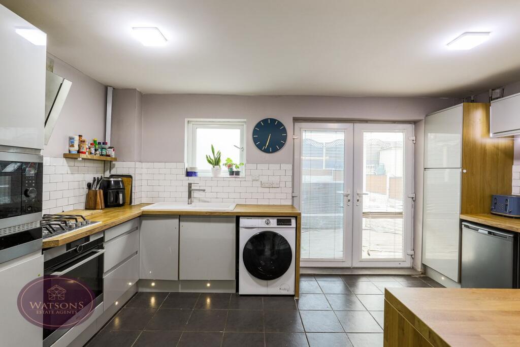 House in Broxtowe, Eastwood - View 2