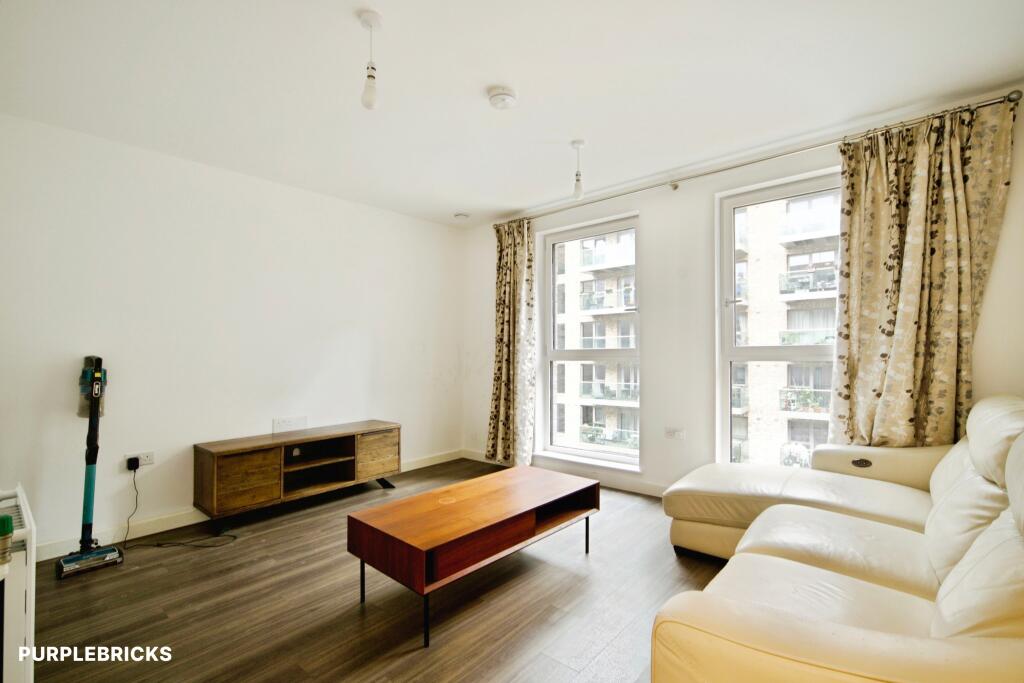 Shipbuilding Way, London, E13 photo 2