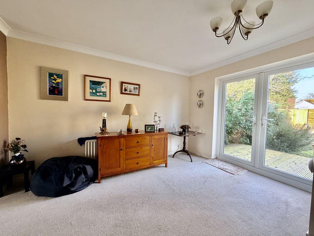 Green Dragon Lane - Family Home photo 3