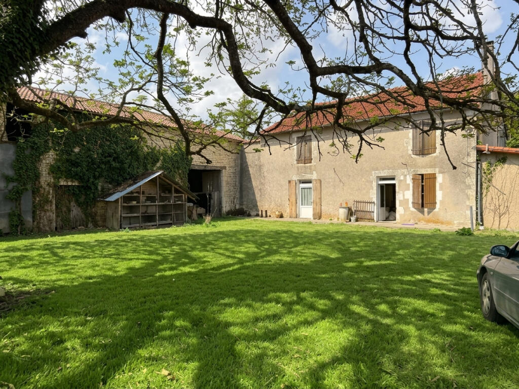 Main image of property: Poitou-Charentes, Charente, Ébréon