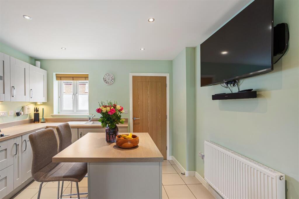 Abbott Close, Easingwold, York photo 4