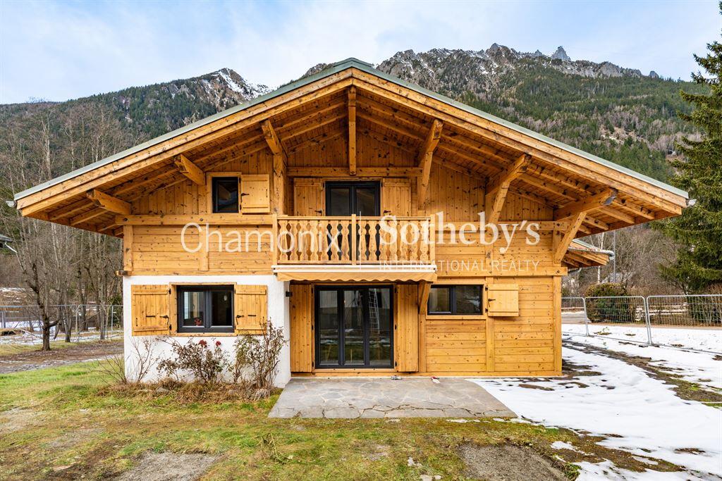Main image of property: Rhone Alps, Haute-Savoie, Chamonix