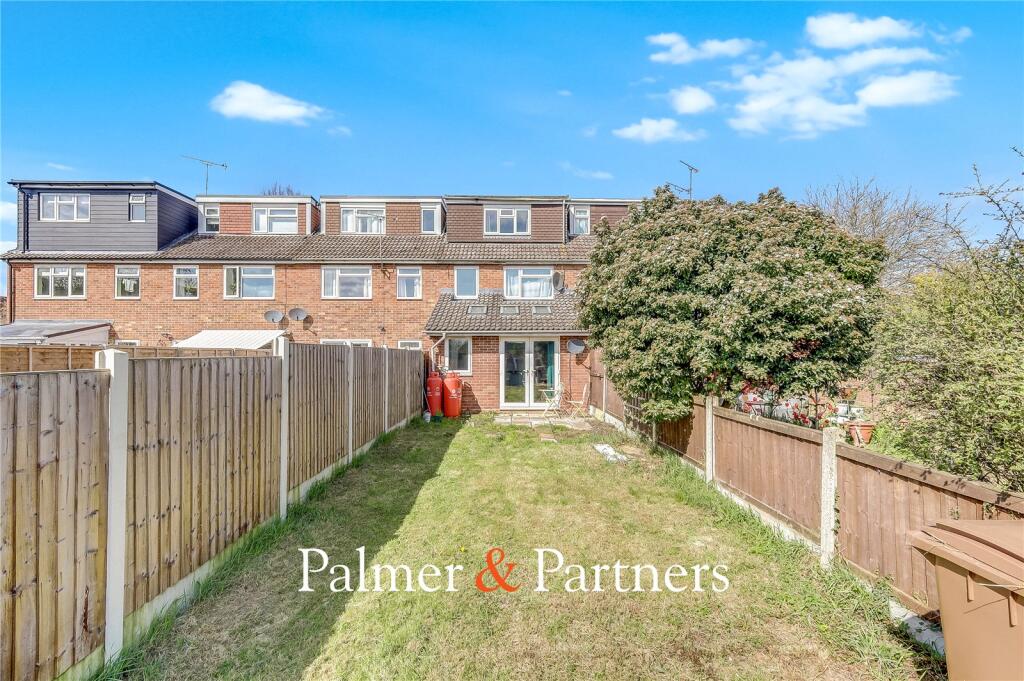 House in Chelmsford, Broad's Green, Great Waltham - View 4