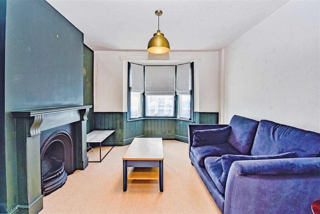 House in Hawkeridge, Heywood - View 2