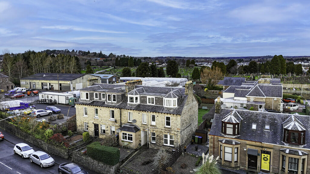1-bed flat on Flat 2, 11 Jeanfield Road, £75,000