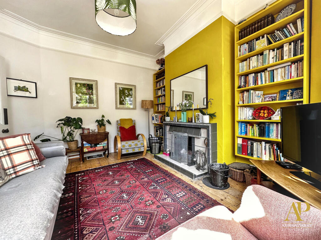 House in Cardiff - More