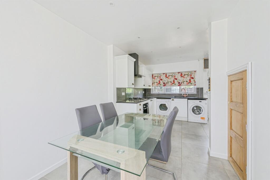 Bigwood Drive, Sutton Coldfield photo 4