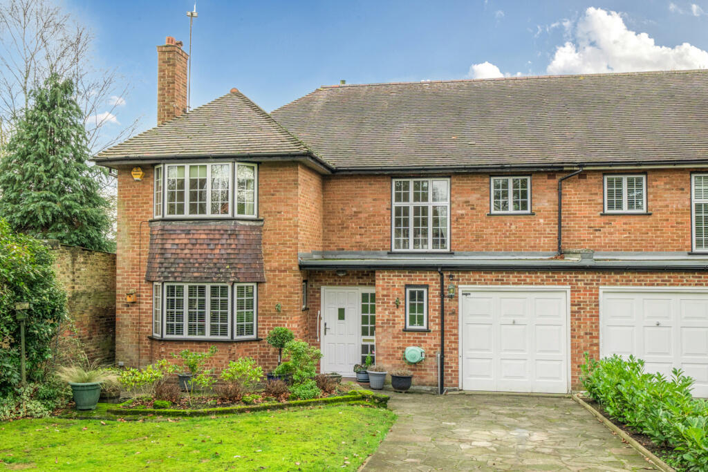 Main image of property: Court Road, London