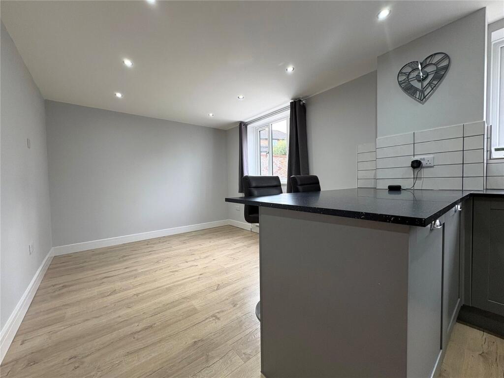 House in Long Buckby, West Northamptonshire - More