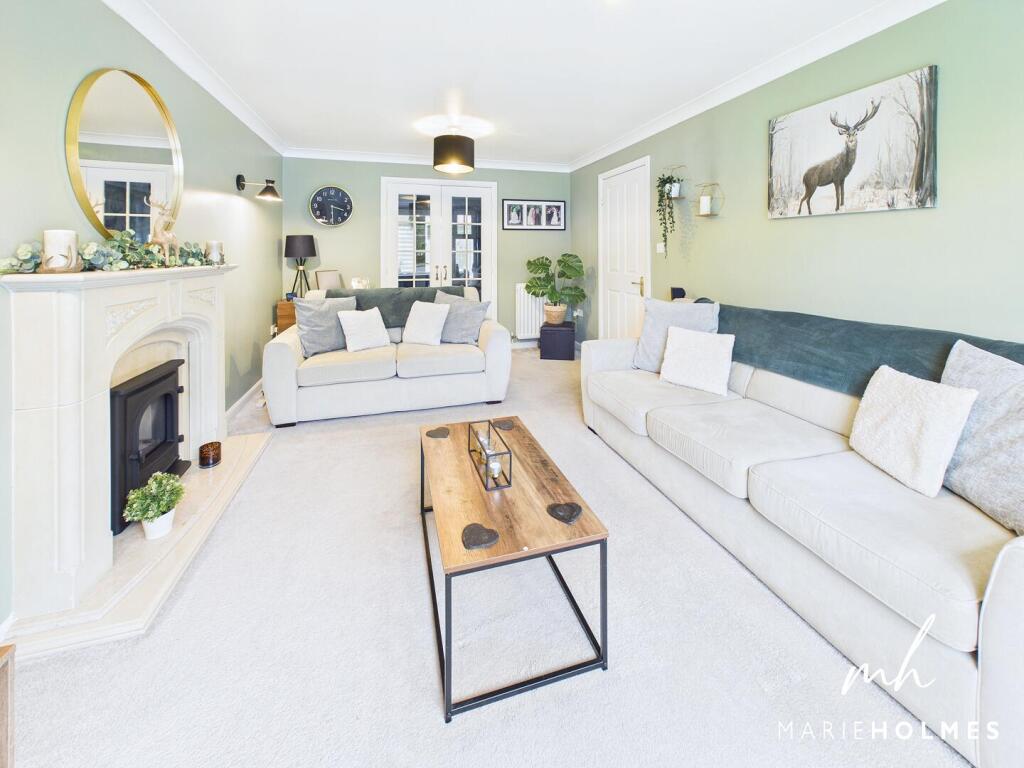 House in Preston, Walton Park, Lostock Hall - More