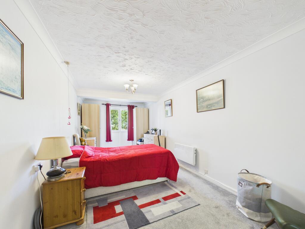 Apartment in Derby, West End, Little Chester - View 5