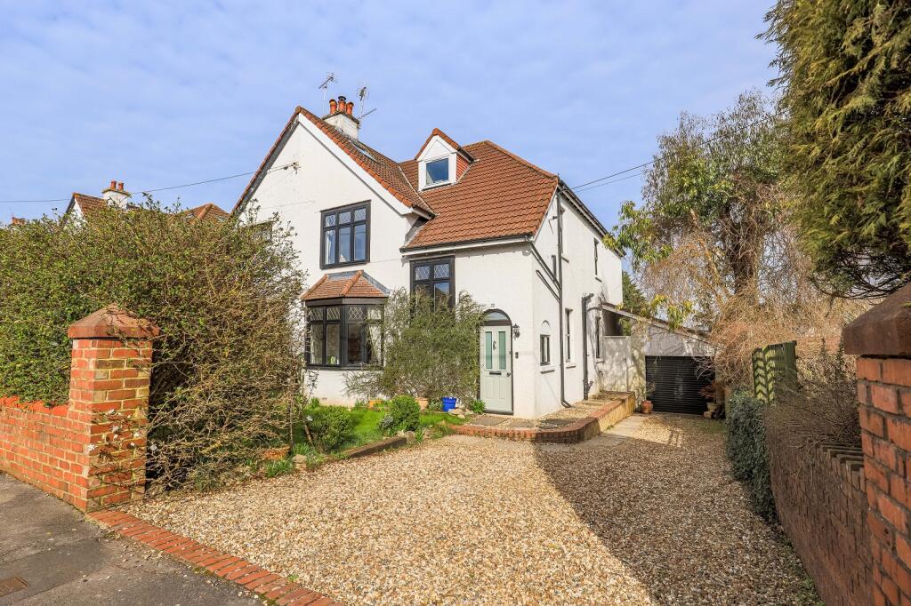 5-bed semi-detached on Highwalls Avenue, Dinas Powys, The Vale Of Glamorgan. CF64, £685,000
