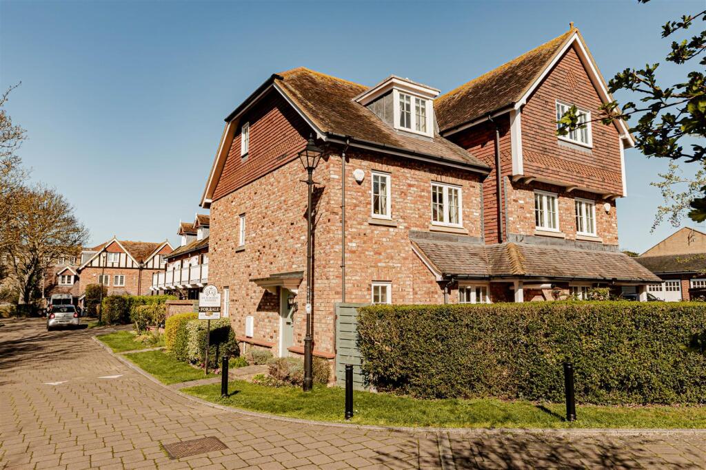 Main image of property: College Gardens, Westgate-On-Sea