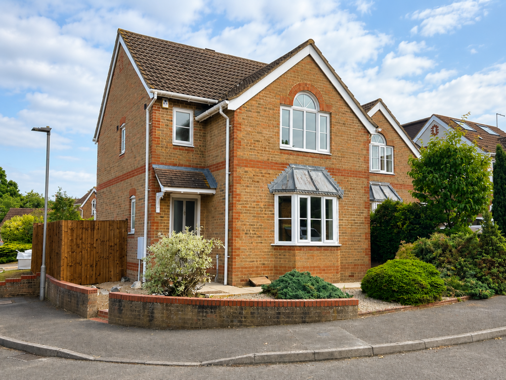 Main image of property: Foxglove Close, Winkfield Row, Bracknell, Bracknell Forest