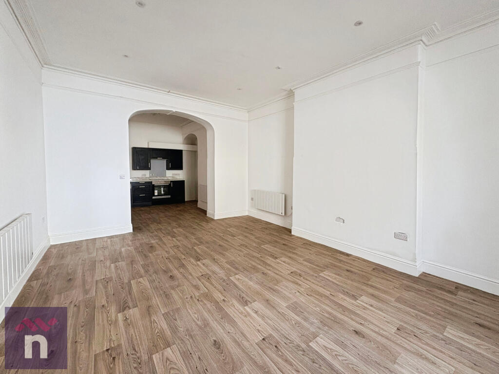 Apartment in Gloucester - View 5