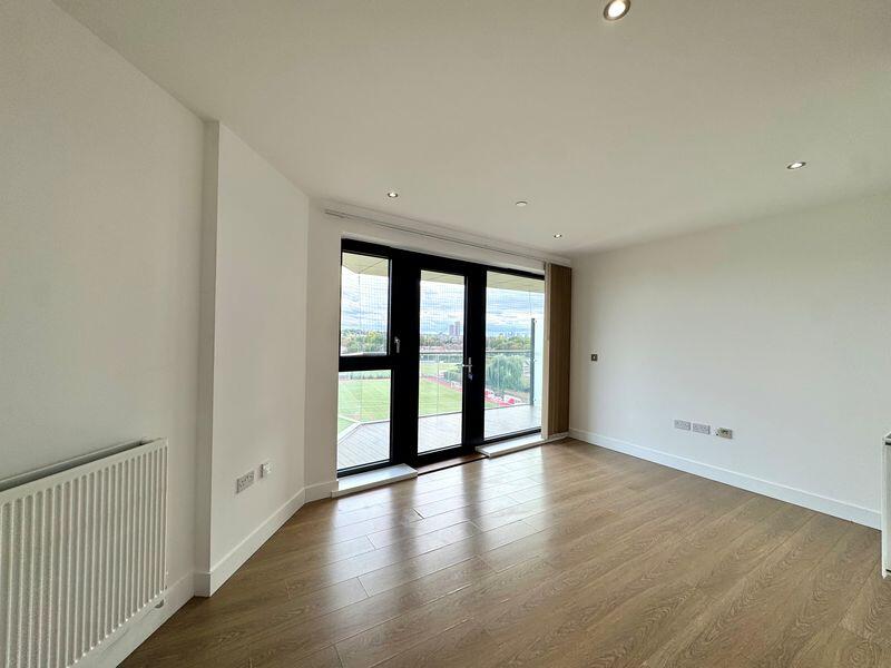 Apartment in London - View 3
