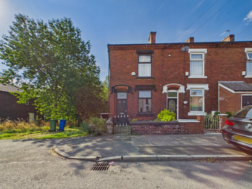 Main image of property: Kings Road, Ashton-under-Lyne, Greater Manchester, OL6