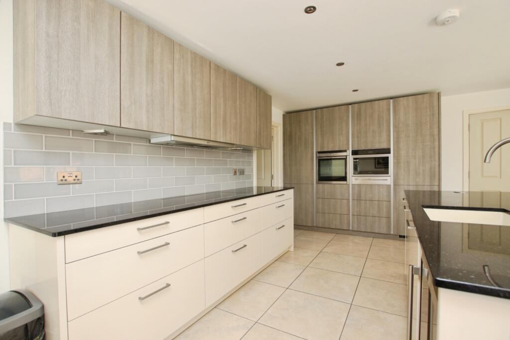 House in North Kesteven, Dunston - More