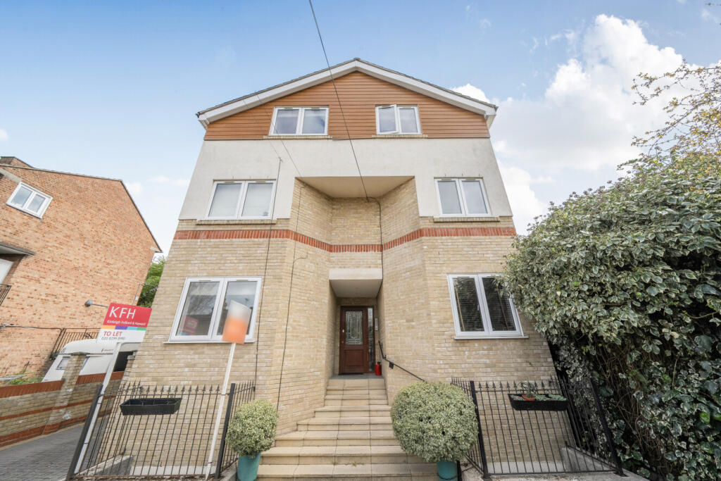 Main image of property: Benton's Lane, London, SE27