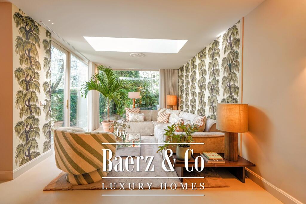 Main image of property: Zuid-Holland, `s-Gravenhage