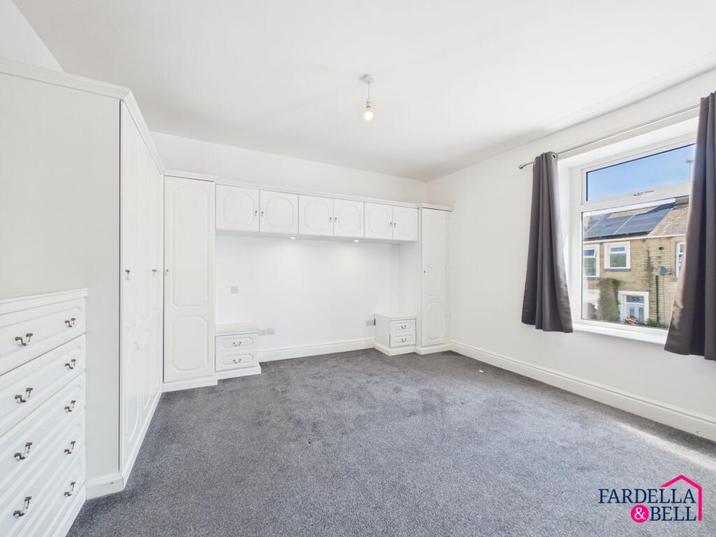 Stockbridge Road, Padiham, BB12 - More