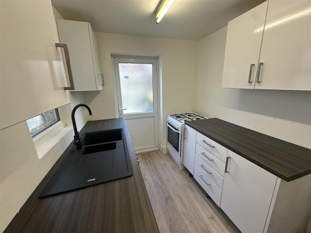House in Preston - View 2