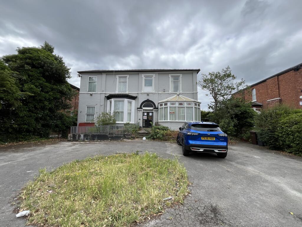 Main image of property: 10 Church Street, Southport, Merseyside PR9 0QT