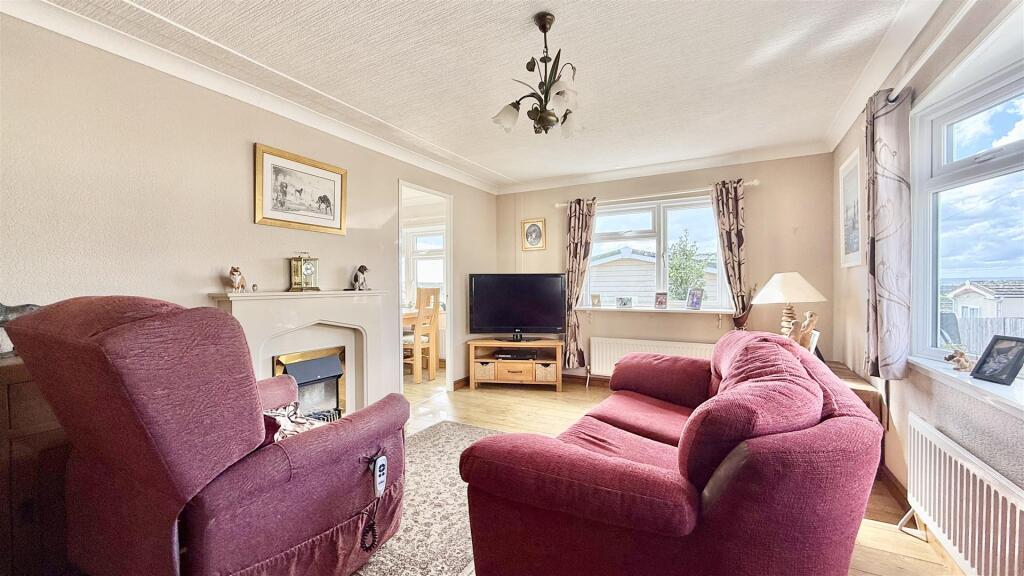 Dune View Park Homes, Braunton photo 3
