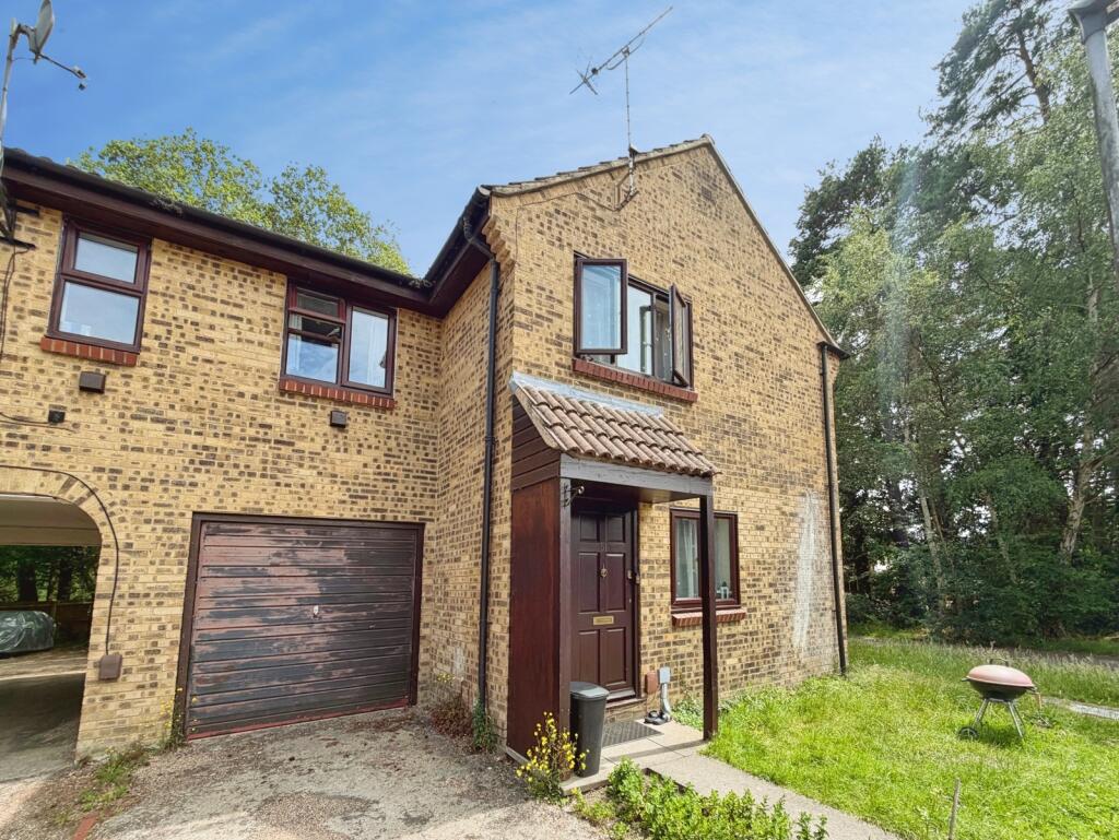 House in Winkfield, Martin's Heron