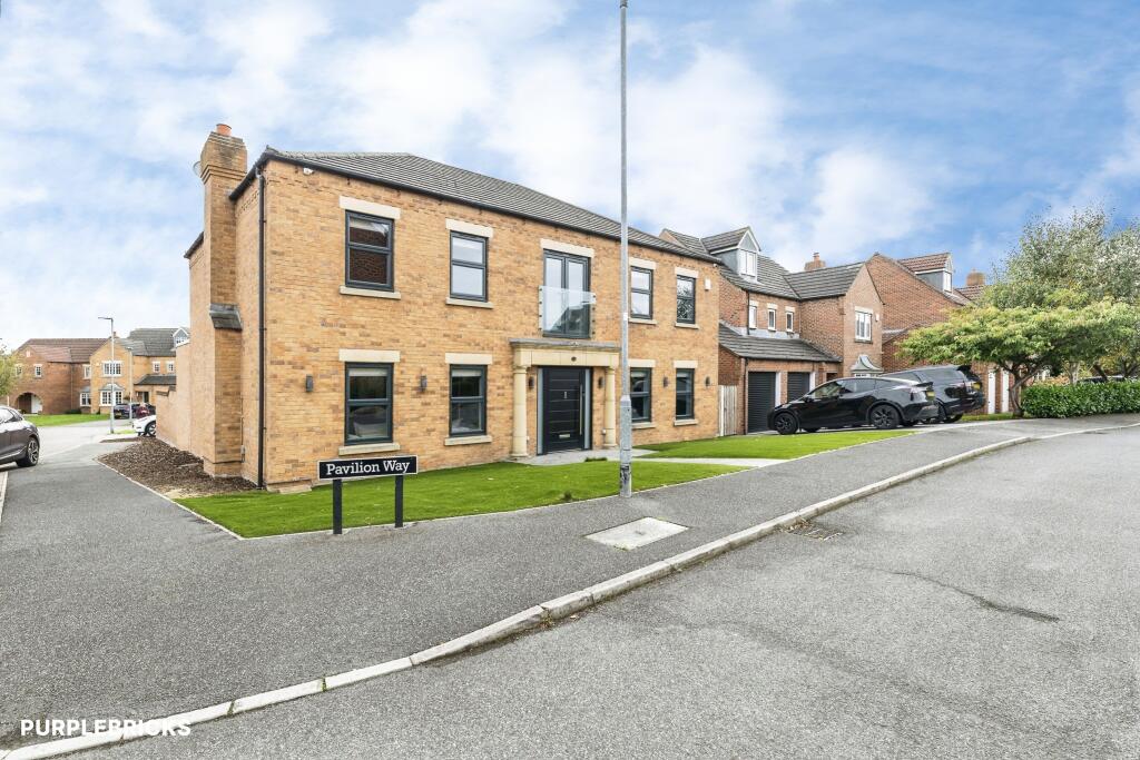 House in Wakefield - View 2