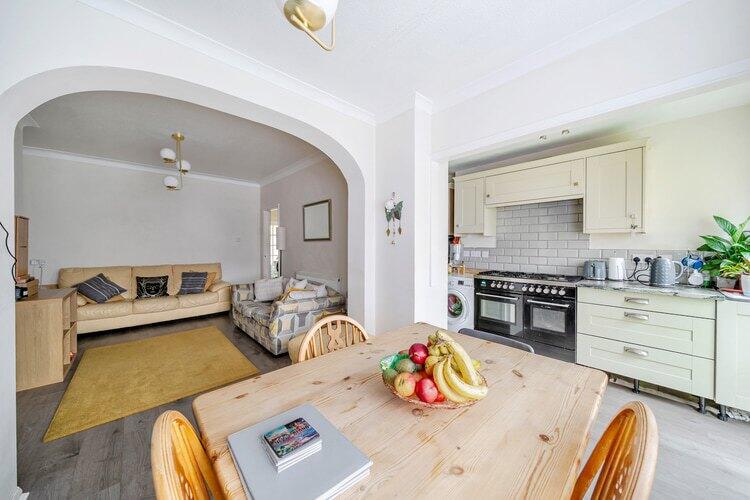 House in London - View 3