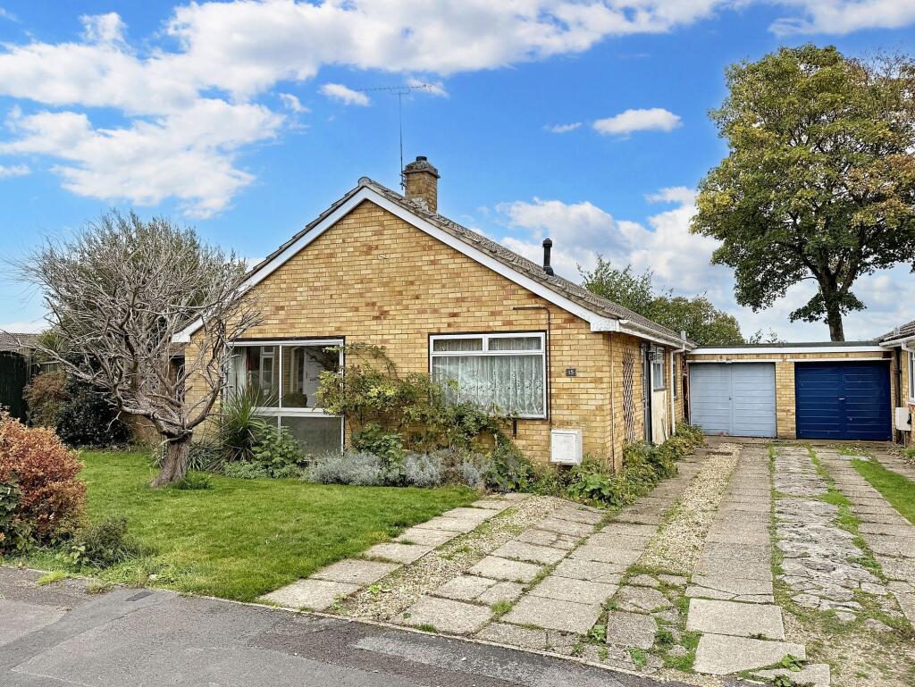 Main image of property: Elgin Close, Hythe, SO45