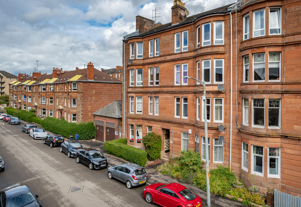 Main image of property: Flat 3/2, 96 Norham Street, Glasgow, G41