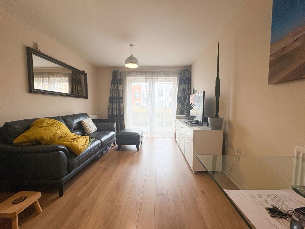 Apartment in London - View 2