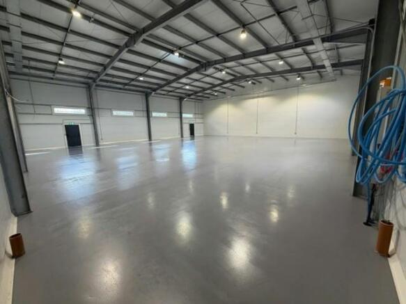 Pic 1 floor.jpg