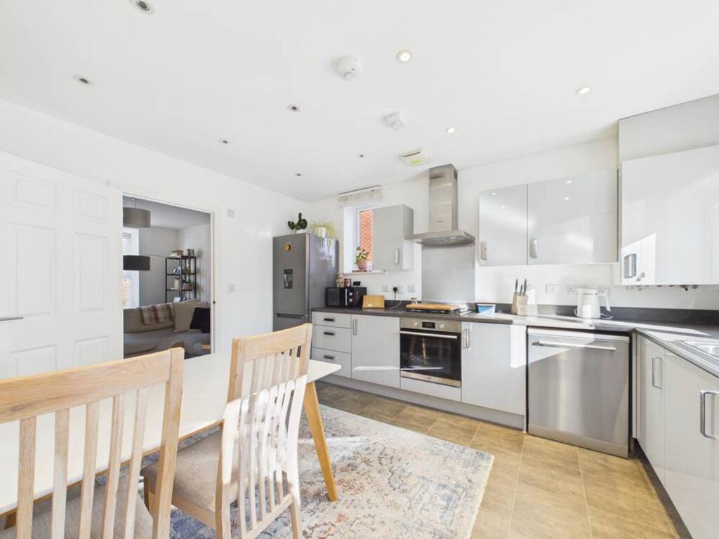 House in Cheltenham, Prestbury Chase, Prestbury - More