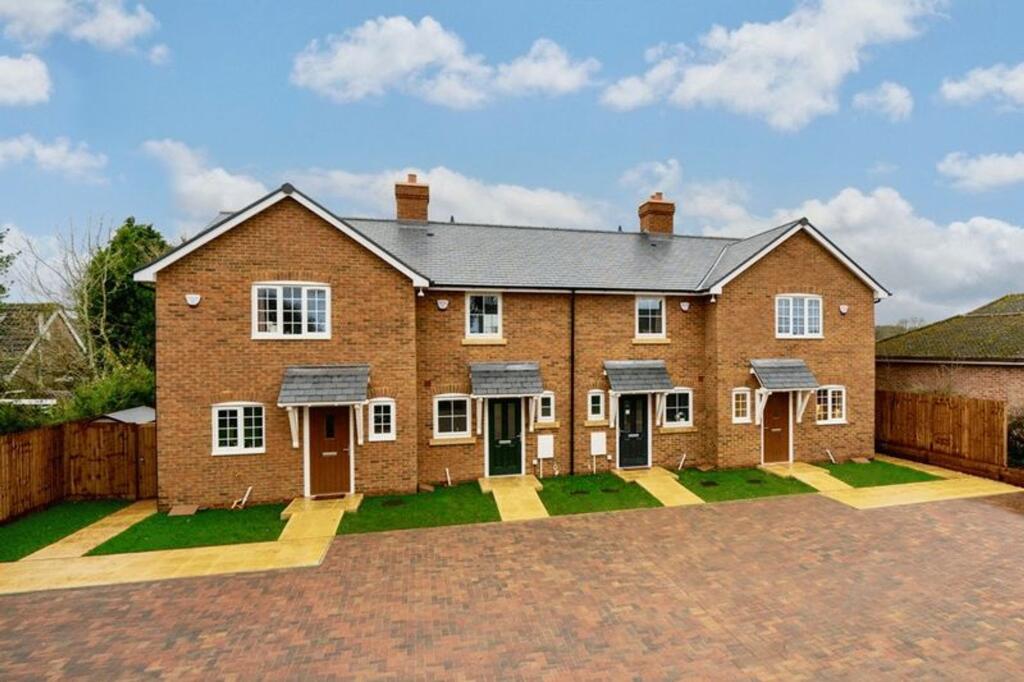 Main image of property: Common Road, Kensworth, LU6