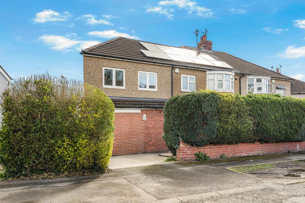 Main image of property: Ty Mynydd, Cwmbran