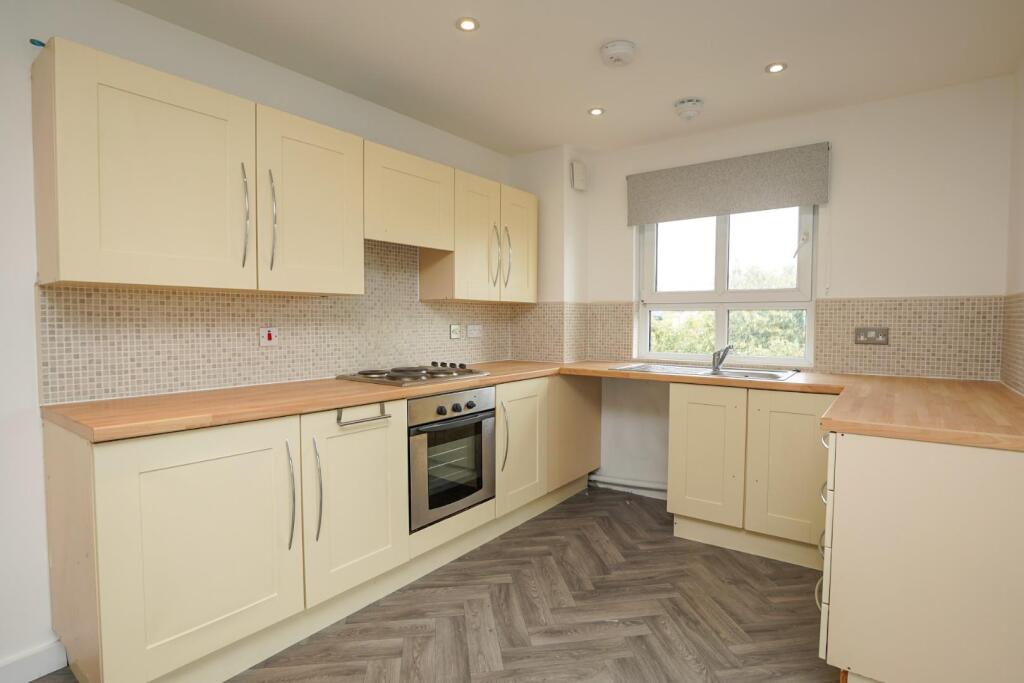 Apartment in Wigan - More