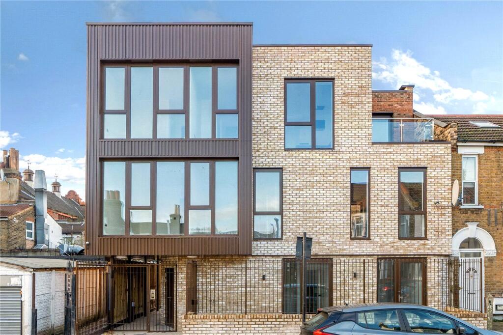 Main image of property: Michigan Avenue, London, E12