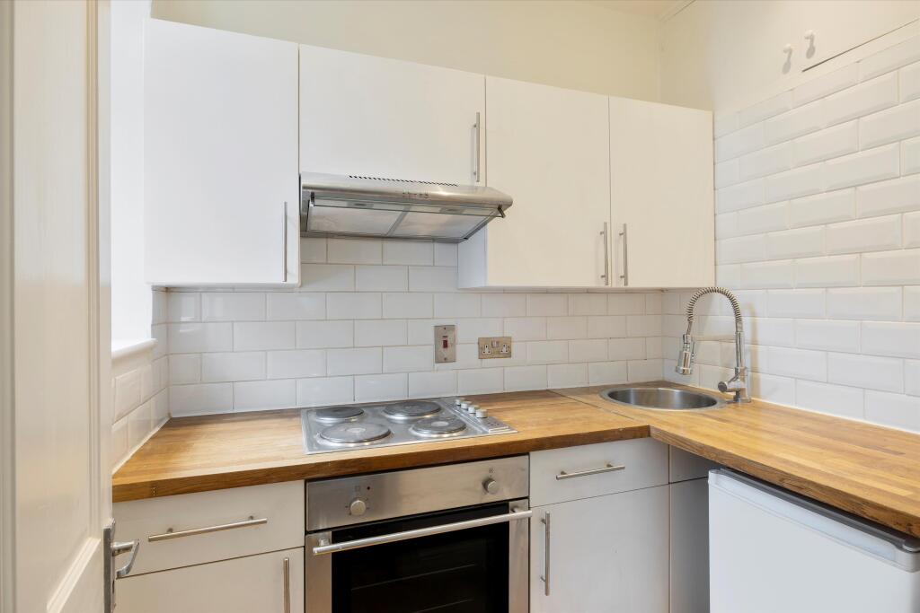 Apartment in London - View 3