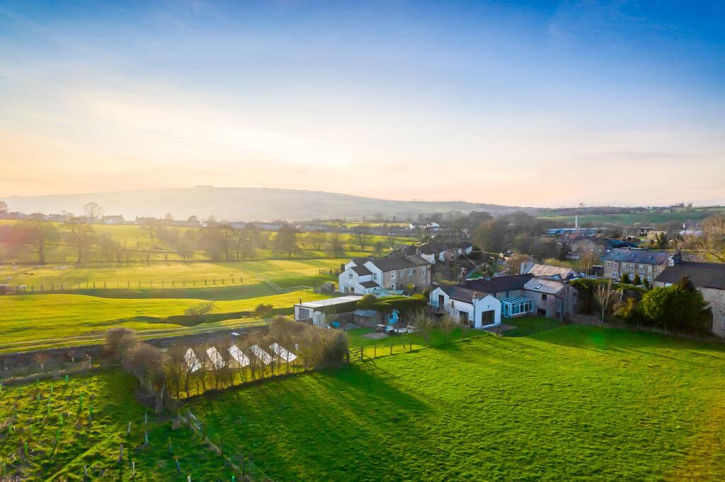 Additional image 54 of Dotcliffe Road, Kelbrook, BB18