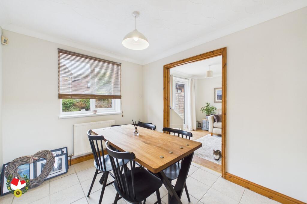 House in Gloucester - View 4