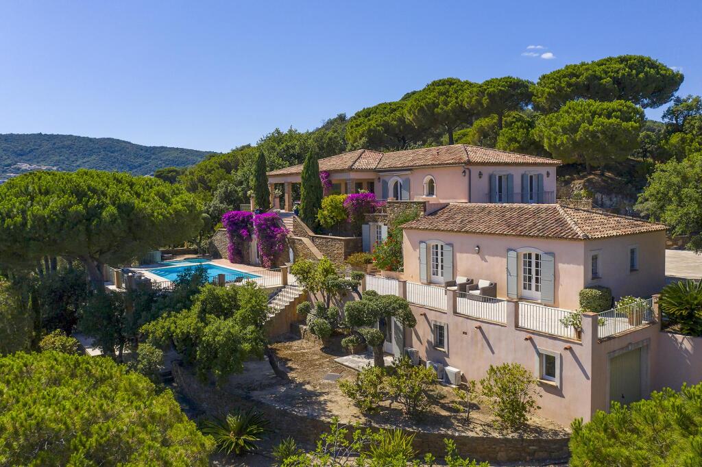 Main image of property: Provence-Alps-Cote d`Azur, Var, Ramatuelle