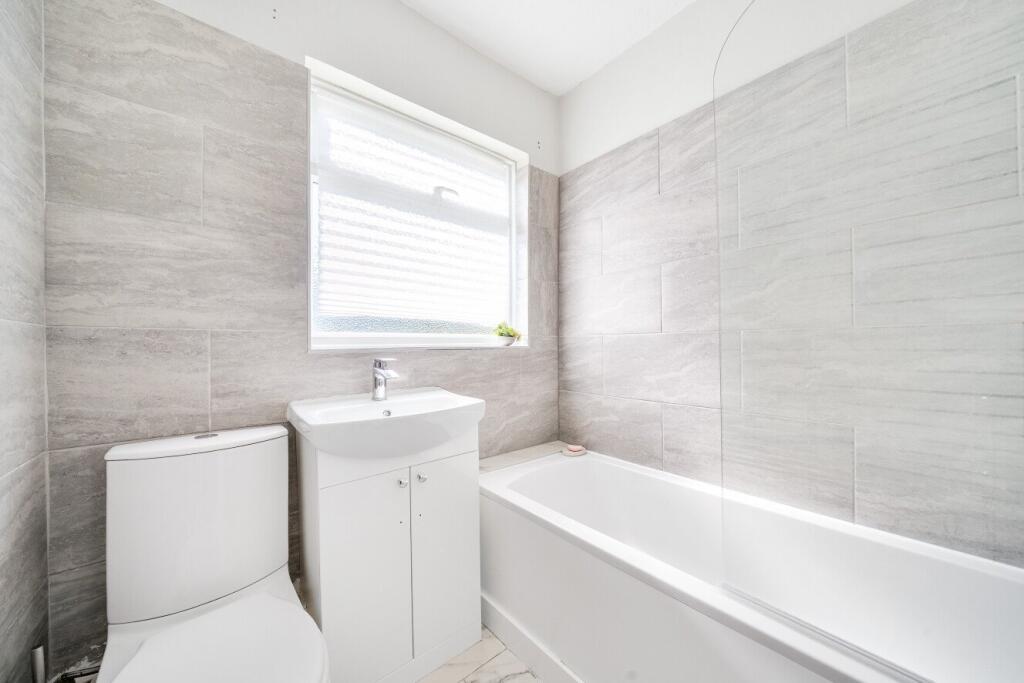 House in London, Upper Norwood - View 4