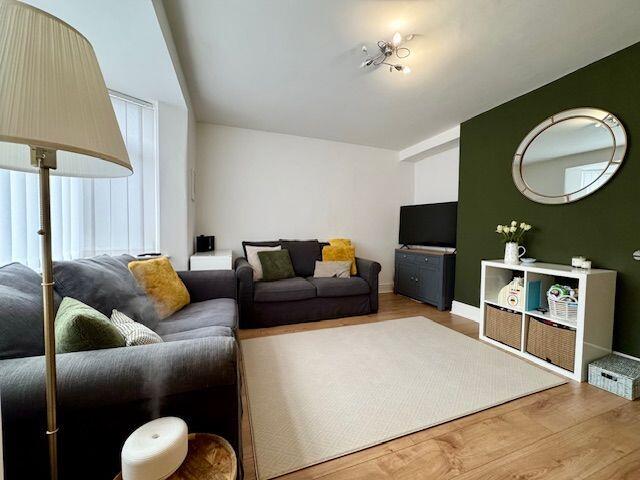 House in Manchester, Greater Manchester - View 2
