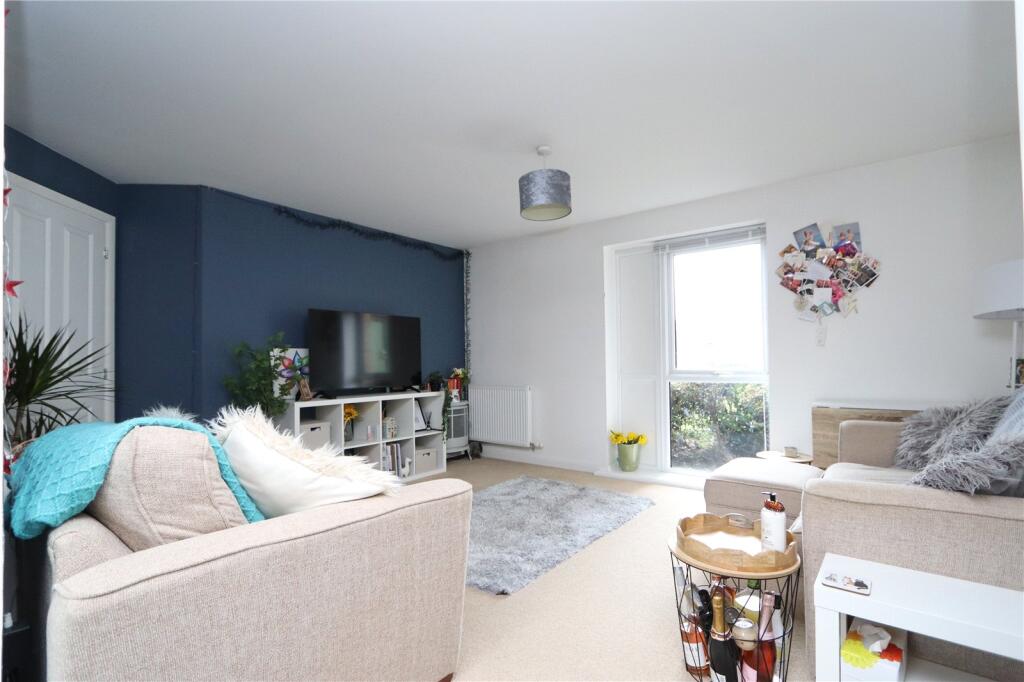 Apartment in Milton Keynes - View 4