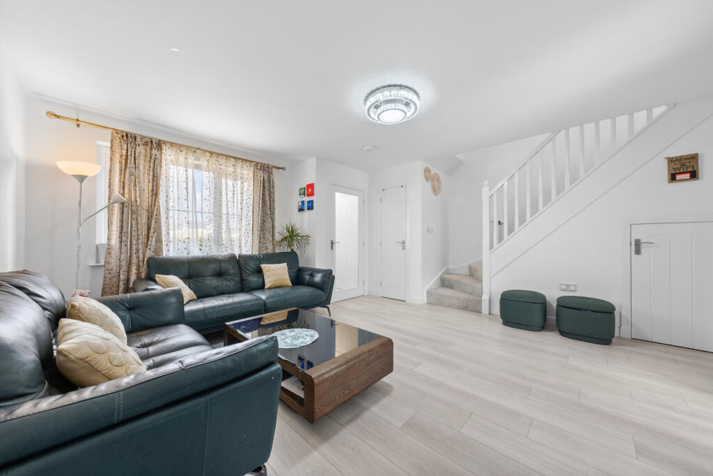 House in Paisley - More