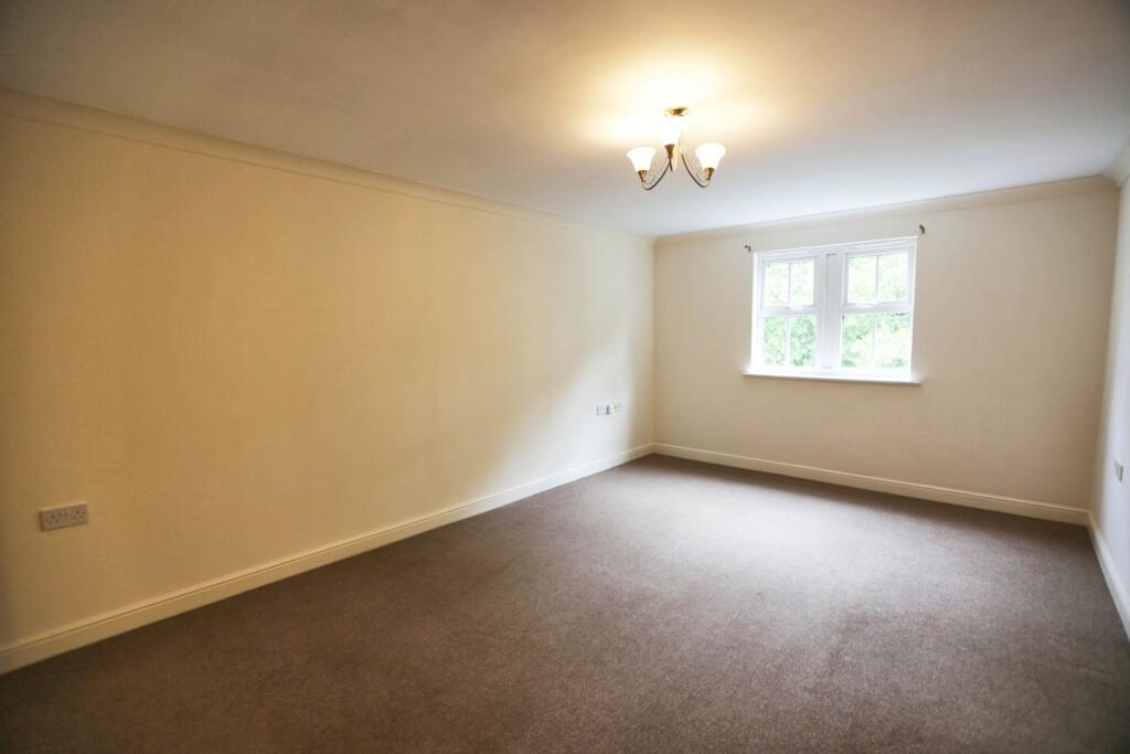 Coppice House, London Road South, Poynton photo 4