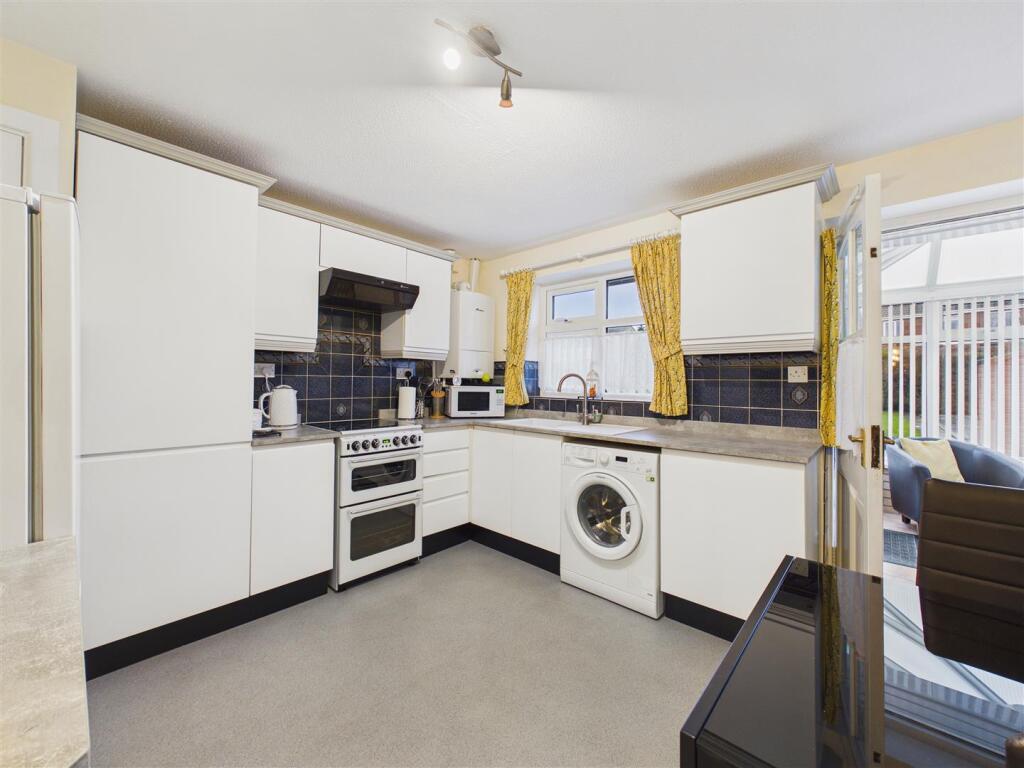 Sable Close, Summergroves Way, Hull photo 4